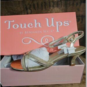Touch Ups Melanie Dress Sandal 7M New in Box
